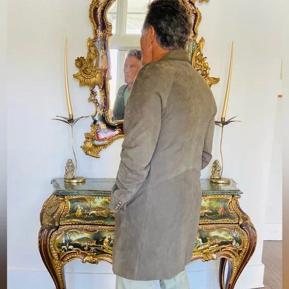 Varvatos 3/4 length 100% suede coat. Barely  used. Non smoking household - Picture 14 of 17